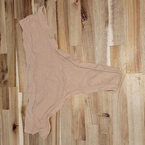 SKIMS Kim Kardashian Women's 3X Thong Panties New w/ Tags!